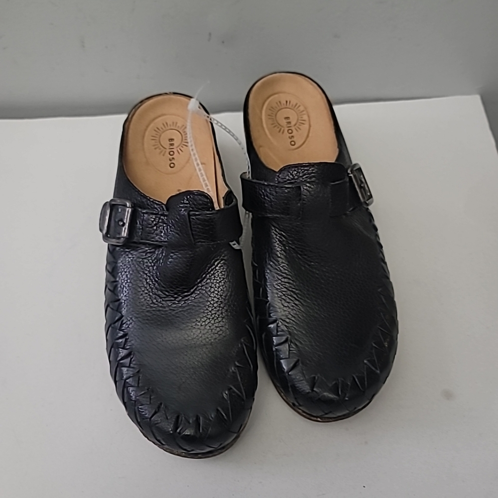 Brioso Jordyn Braided Leather Clogs